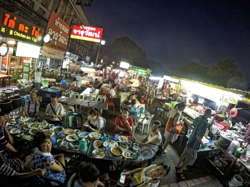 Street Food In Chiang Mai – 5 Places you Must Try - Together To Wherever