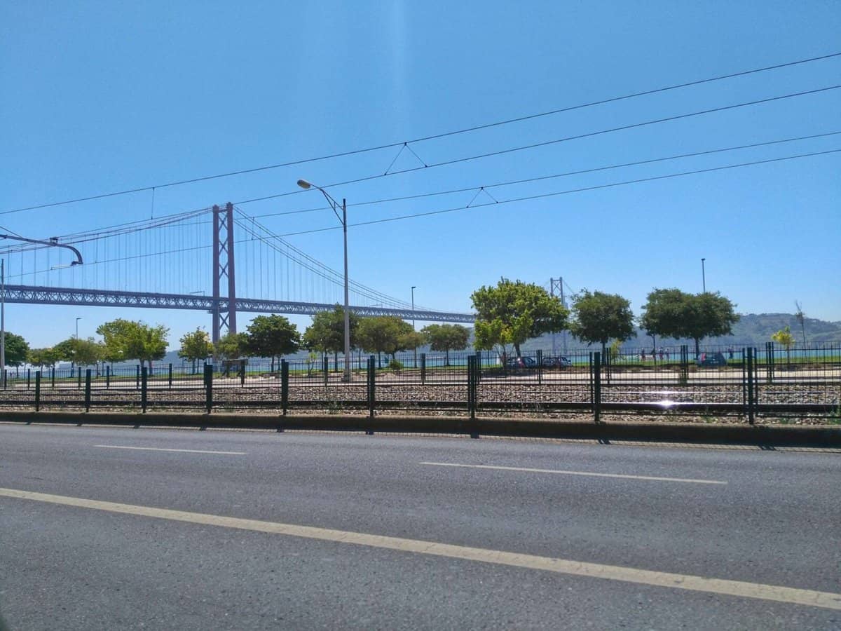 Taxi from Lisbon to Cascais