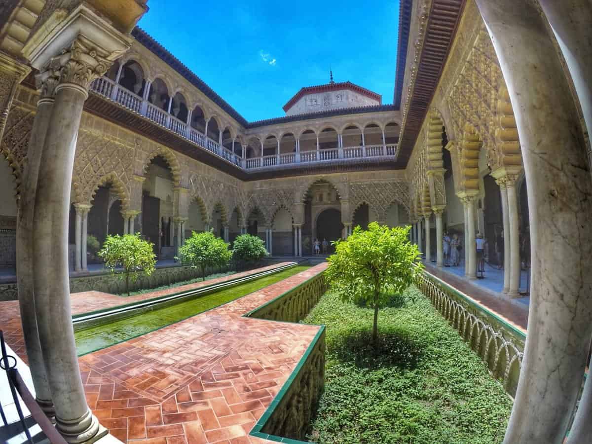 How many days in Seville - Real Alcazar