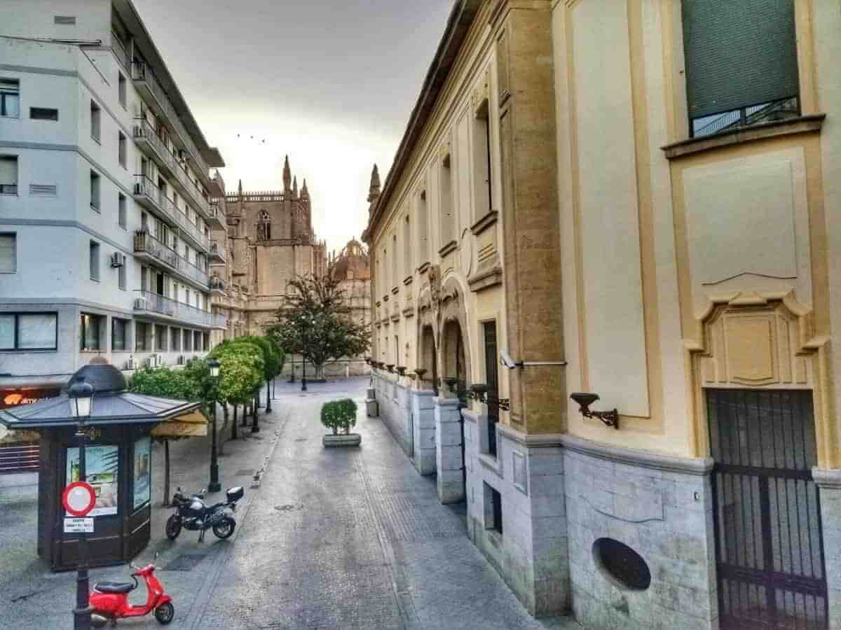 where to stay in Seville Spain