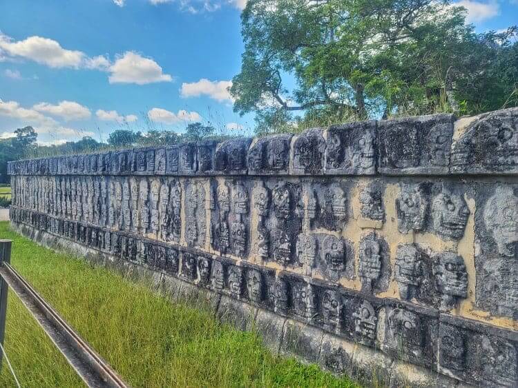 World Wonder of Chichén-Itzá in Mexico