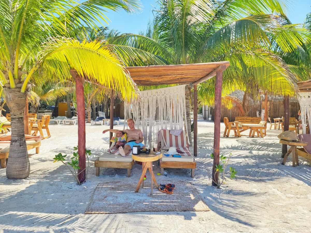 Isla Holbox Beach Club for a family relaxing day