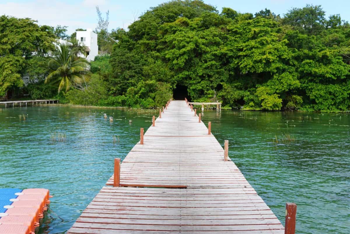 visiting Bacalar Mexico- where to stay on the lagoon