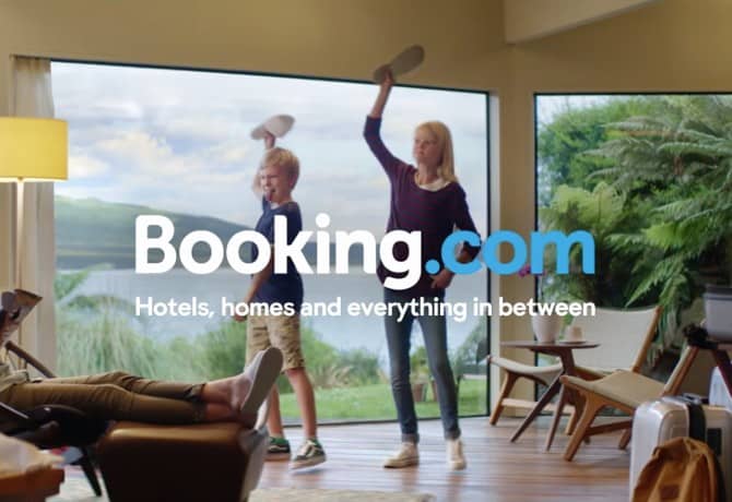 Booking.com banner