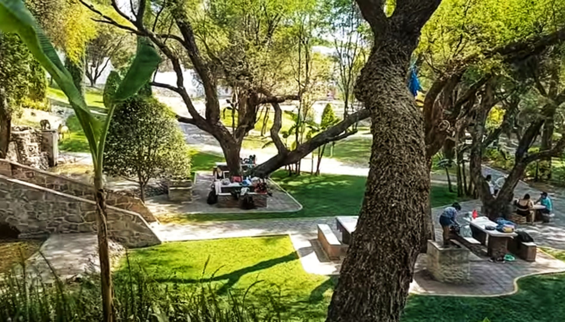picnic area of Xote Parque Acuatico