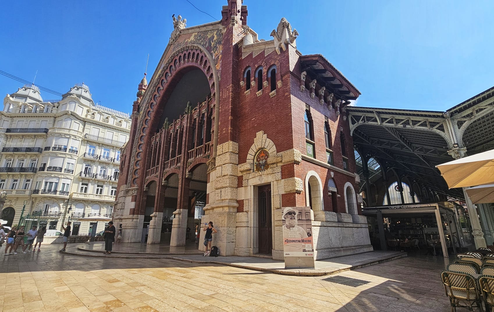 Barcelona Vs Valencia: A Traveler’s Guide To Comparing Nightlife, Food, and Sightseeing